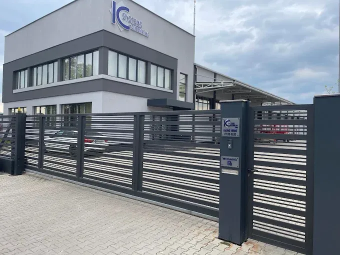 Solarni paneli